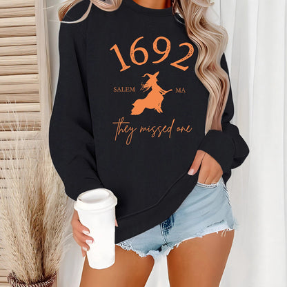Long sleeved round neck shirt with witch pattern print